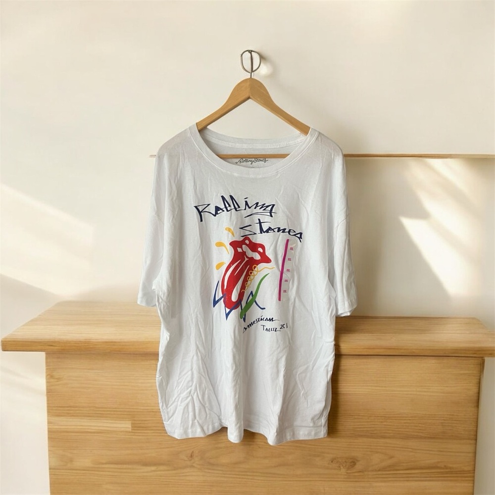 NEW Men's the Rolling Stones American Tour '81 White Graphic Tee Tongue Lips XXL